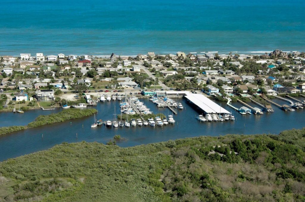 adventure yacht harbor